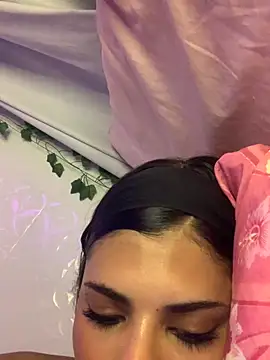 luluzinhax online show from 10/18/25, 06:08