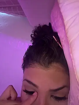 luluzinhax online show from 04/22/26, 01:01