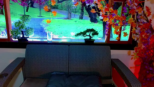 Cristal Villael online show from 10/23/25, 07:12