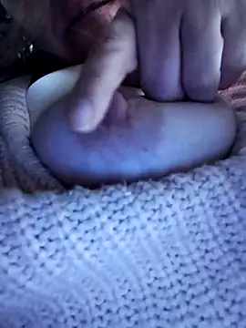 denissebombon online show from 02/05/26, 11:20