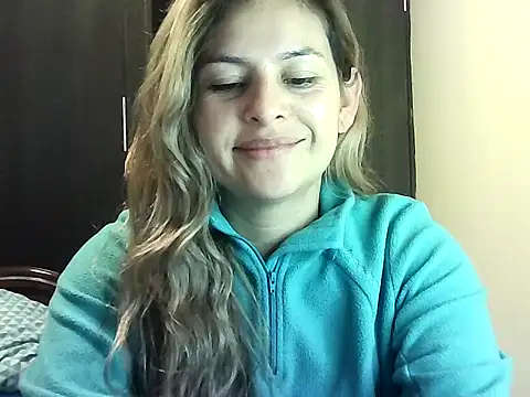 Valery  Rouse  online show from 03/11/26, 11:49