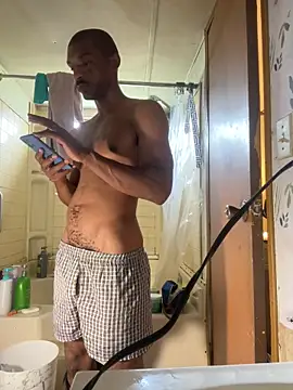 CaramelBrownBBC14 online show from 10/28/25, 06:43