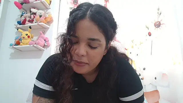 SecretBrunette online show from 09/17/25, 05:58