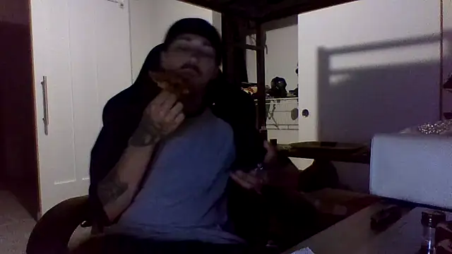 Snapshot of Jbenz420 chatting on 06/18/26, 01:17 Jbenz420 online show from 06/18/26, 01:17
