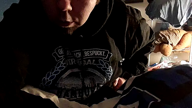 GeilerHSVFAN1989 online show from 12/16/25, 08:03