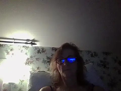 Valinella online show from 12/14/25, 07:51