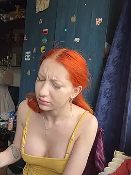 DaddysLittleSlutfox online show from 04/22/26, 08:39