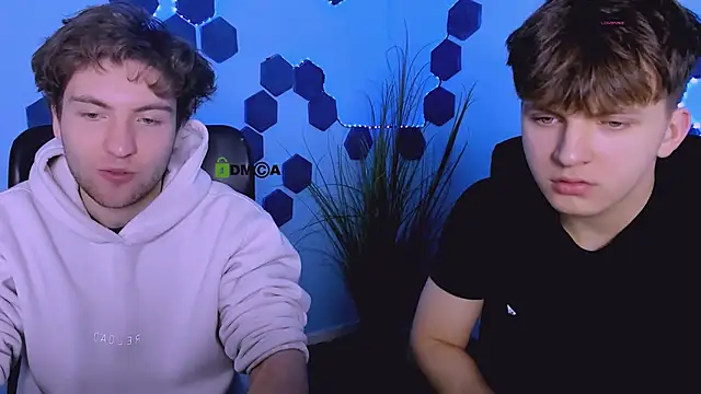 travis wolf  online show from 03/07/26, 09:50