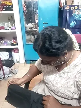 Tamil Kavitha10 online show from 03/22/26, 08:34