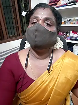 Snapshot of Tamil_Kavitha10 chatting on 06/22/26, 02:58 Tamil Kavitha10 online show from 06/22/26, 02:58