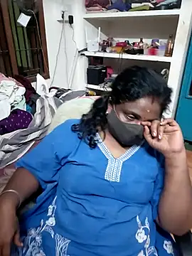 Snapshot of Tamil_Kavitha10 chatting on 07/20/26, 06:54 Tamil Kavitha10 online show from 07/20/26, 06:54