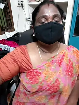 Snapshot of Tamil_Kavitha10 chatting on 07/24/26, 06:39 Tamil Kavitha10 online show from 07/24/26, 06:39