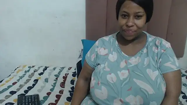 Chubby Queenx255 online show from 11/22/25, 04:11