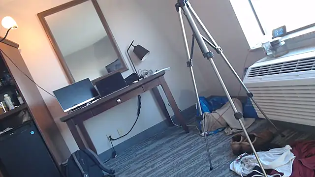 Snapshot of bullmusclejoe chatting on 10/20/25, 10:32 bullmusclejoe online show from 10/20/25, 10:32