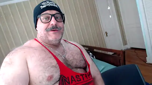 Snapshot of bullmusclejoe chatting on 05/04/26, 09:55 bullmusclejoe online show from 05/04/26, 09:55