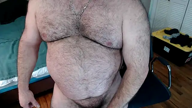 Snapshot of bullmusclejoe chatting on 05/06/26, 01:57 bullmusclejoe online show from 05/06/26, 01:57