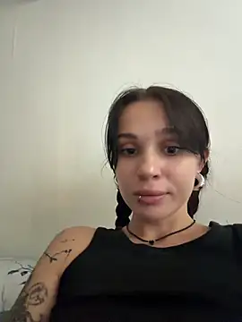 Snapshot of VendiMur chatting on 07/27/26, 01:01 VendiMur online show from 07/27/26, 01:01