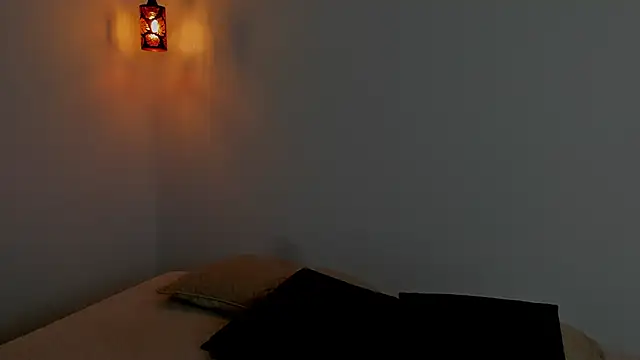 Snapshot of kaylajhonnes6 chatting on 09/27/25, 01:05 kaylajhonnes6 online show from 09/27/25, 01:05