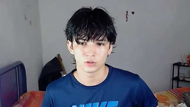 Snapshot of big_lunatic chatting on 09/21/25, 02:46 big lunatic online show from 09/21/25, 02:46