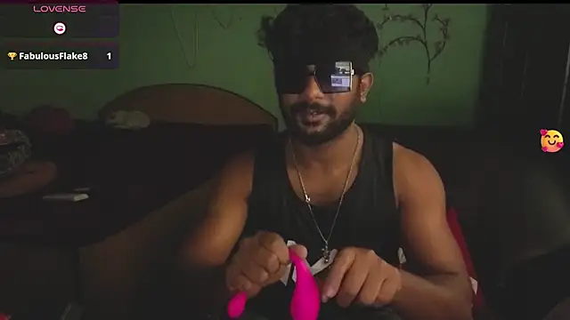 royeoy22 online show from 04/13/26, 07:25