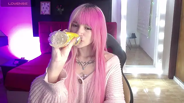  Charlotte Collins  online show from 06/03/26, 03:28