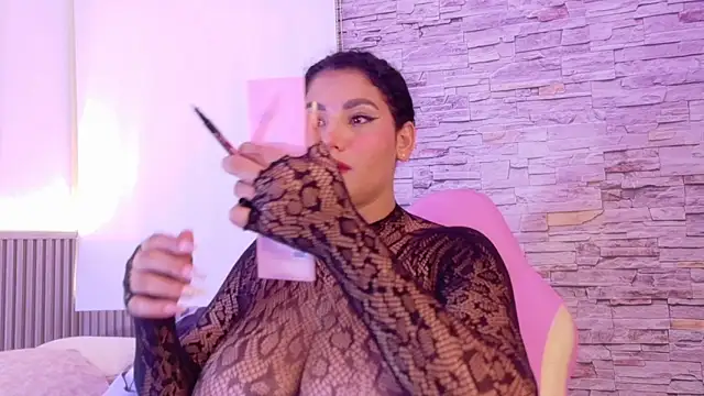 liz monserrat 1 online show from 05/12/26, 07:55