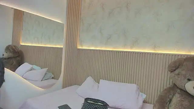 Liss-Reyes online show from 02/18/26, 12:12