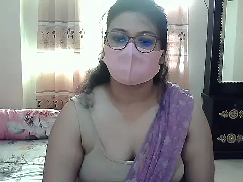 Elena cruz5 online show from 10/28/25, 01:53