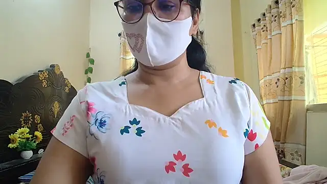 Elena cruz5 online show from 05/21/26, 06:20