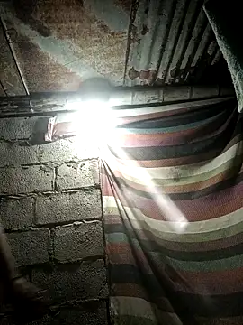 SaraBust online show from 04/04/26, 03:49