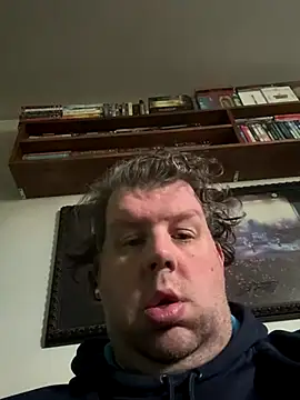 Stephanie1984 online show from 11/11/25, 05:02