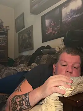 Stephanie1984 online show from 04/01/26, 12:00