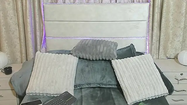 incognyta online show from 10/31/25, 02:18