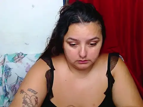 KeilyHall online show from 10/29/25, 04:15