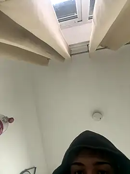 Banandgdjrb online show from 11/17/25, 04:13