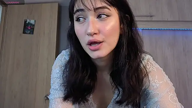 AlessandraLB online show from 02/07/26, 08:56