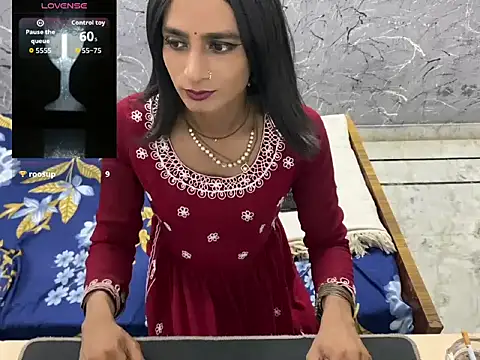 LuvLayla online show from 07/26/26, 01:07