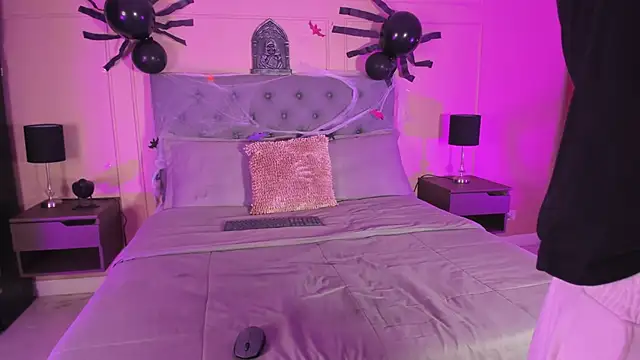 ALICESANDOVAL online show from 11/08/25, 11:32