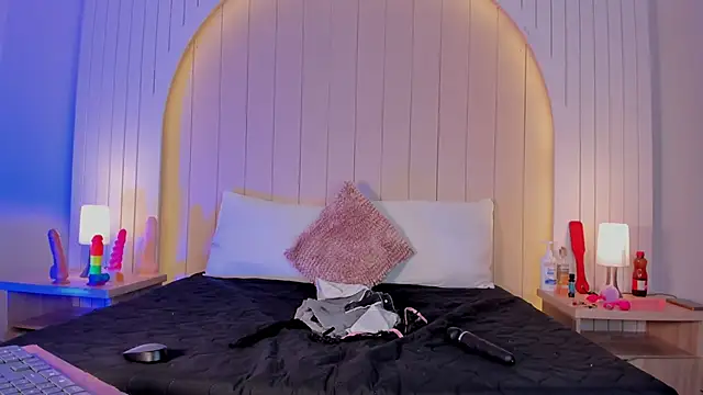 ALICESANDOVAL online show from 01/10/26, 07:37