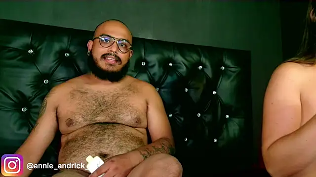  leda swan  online show from 12/20/25, 03:13