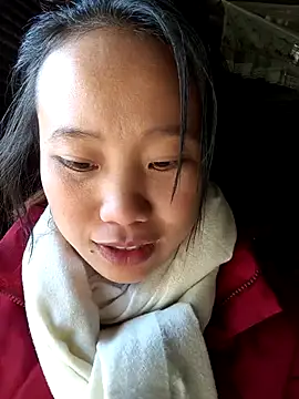 liu-liusexy online show from 11/24/25, 03:50