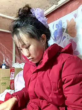 liu-liusexy online show from 11/30/25, 03:16