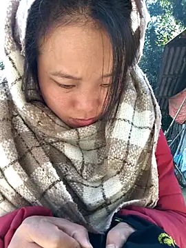 liu-liusexy online show from 12/01/25, 03:22