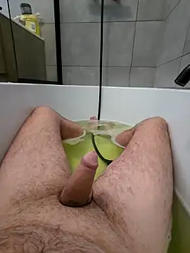 Snapshot of Martpi@xh chatting on 06/15/26, 04:09 Martpixh online show from 06/15/26, 04:09