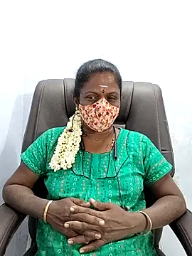 umashreetamil online show from 10/11/25, 06:23