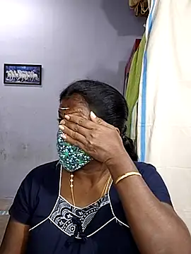 umashreetamil online show from 11/28/25, 11:18