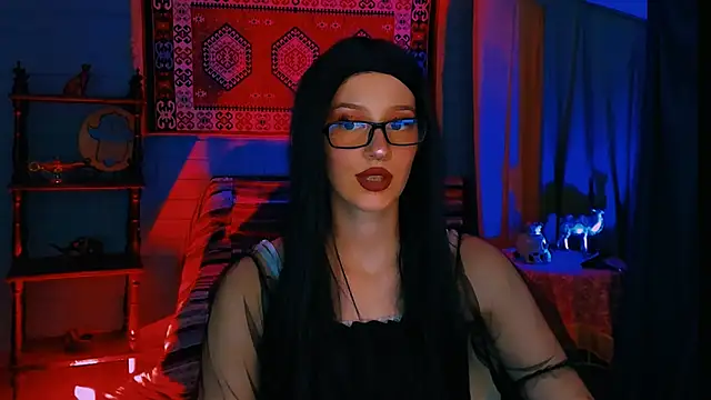 AliceWelch  online show from 09/21/25, 07:37