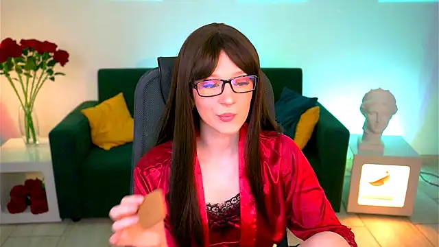 AliceWelch  online show from 09/28/25, 08:20