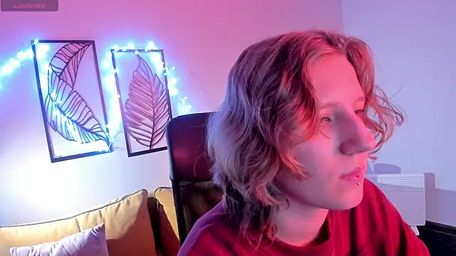 Hailey Foxy online show from 11/04/25, 08:57