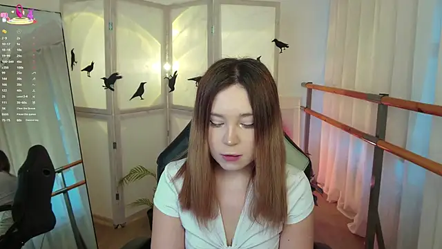 Lina Glow online show from 10/26/25, 06:41